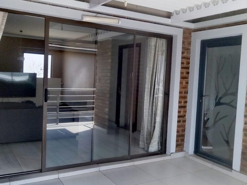 House For Sale in Reyno Ridge, Witbank - Photo 7