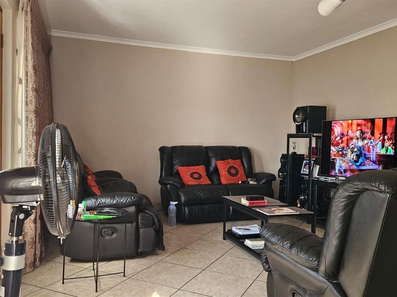 House For Sale in Grafenheiim Street Ninapark Akasia - Photo 10