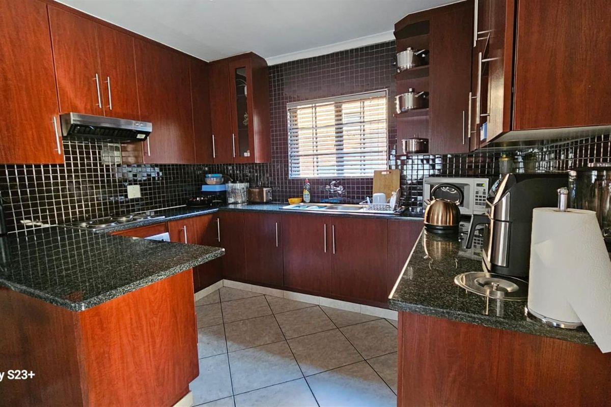 House For Sale in Grafenheiim Street Ninapark Akasia - Photo 3