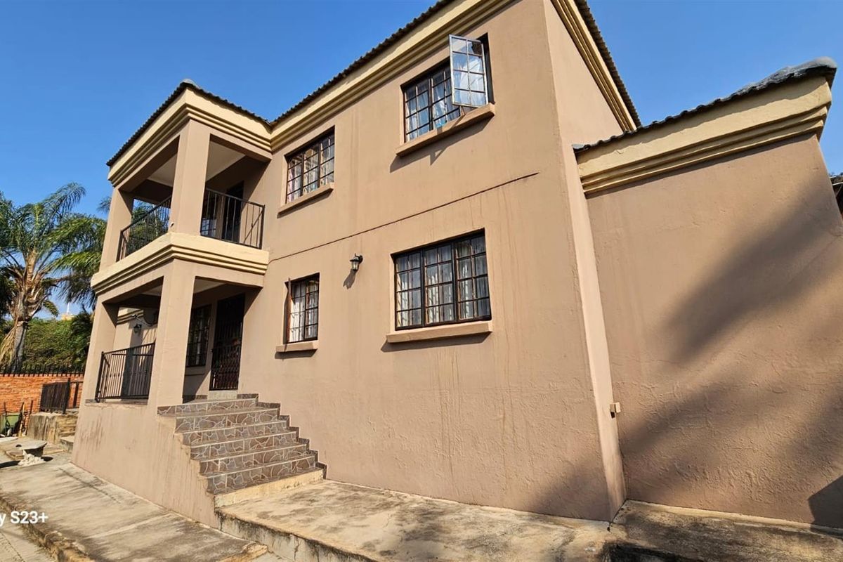 House For Sale in Grafenheiim Street Ninapark Akasia - Photo 5