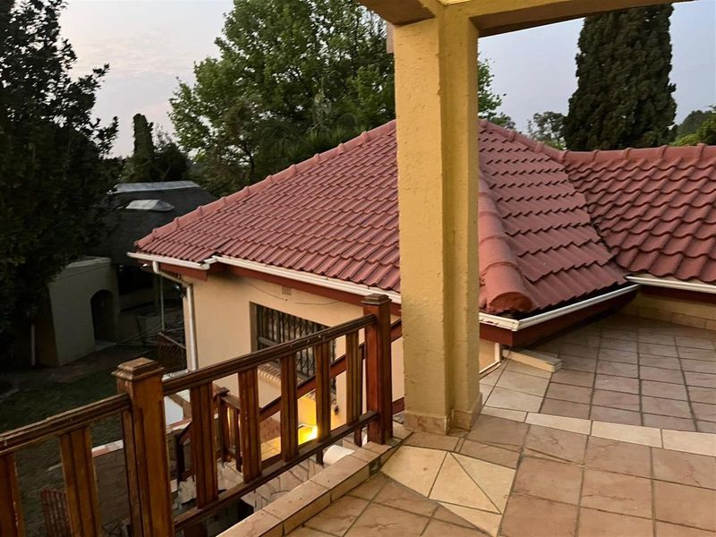 House For Sale in Rembrandt Park, Johannesburg - Photo 9