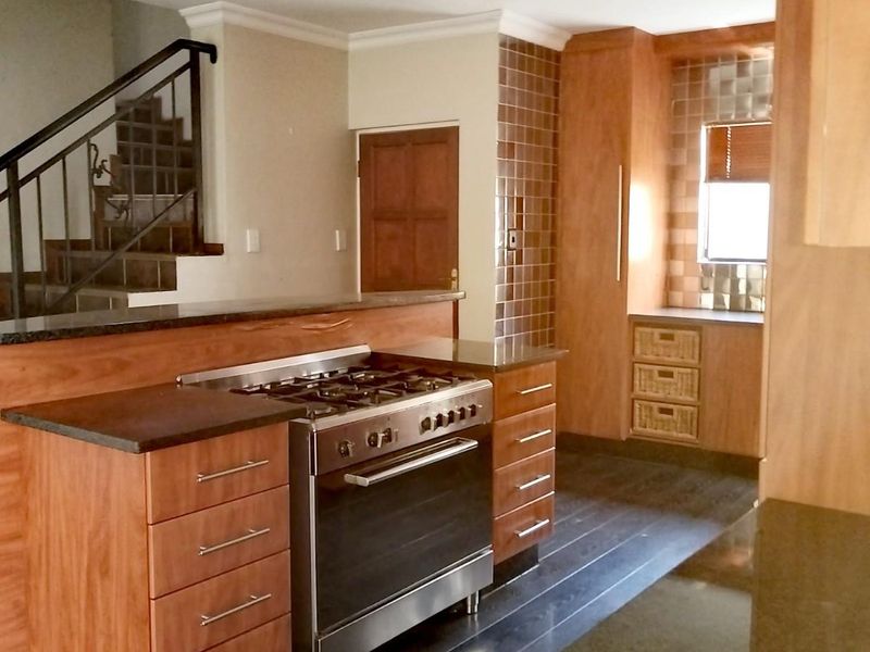 House For Sale in Reyno Ridge, Witbank - Photo 8