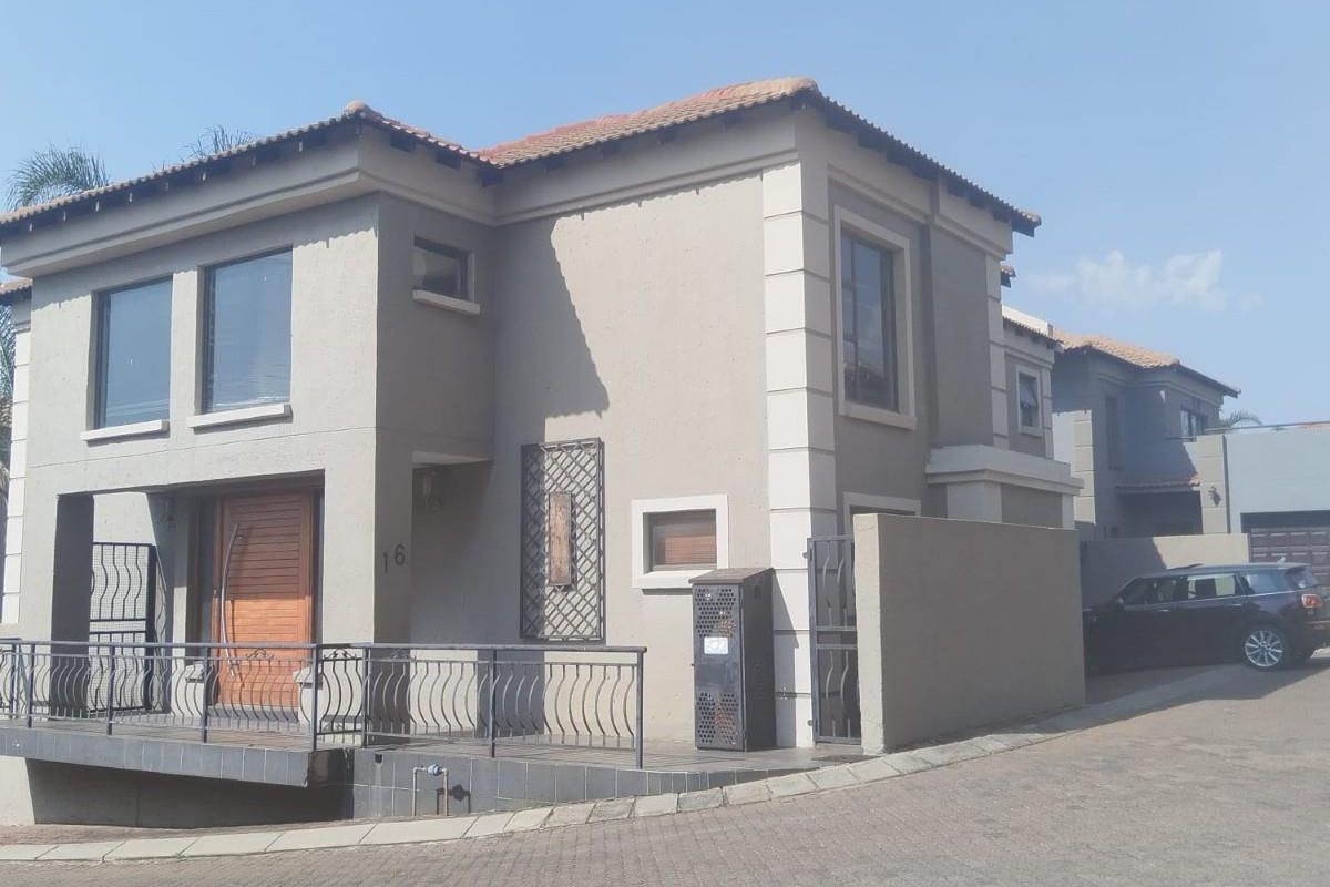 House For Sale in Reyno Ridge, Witbank - Photo 3