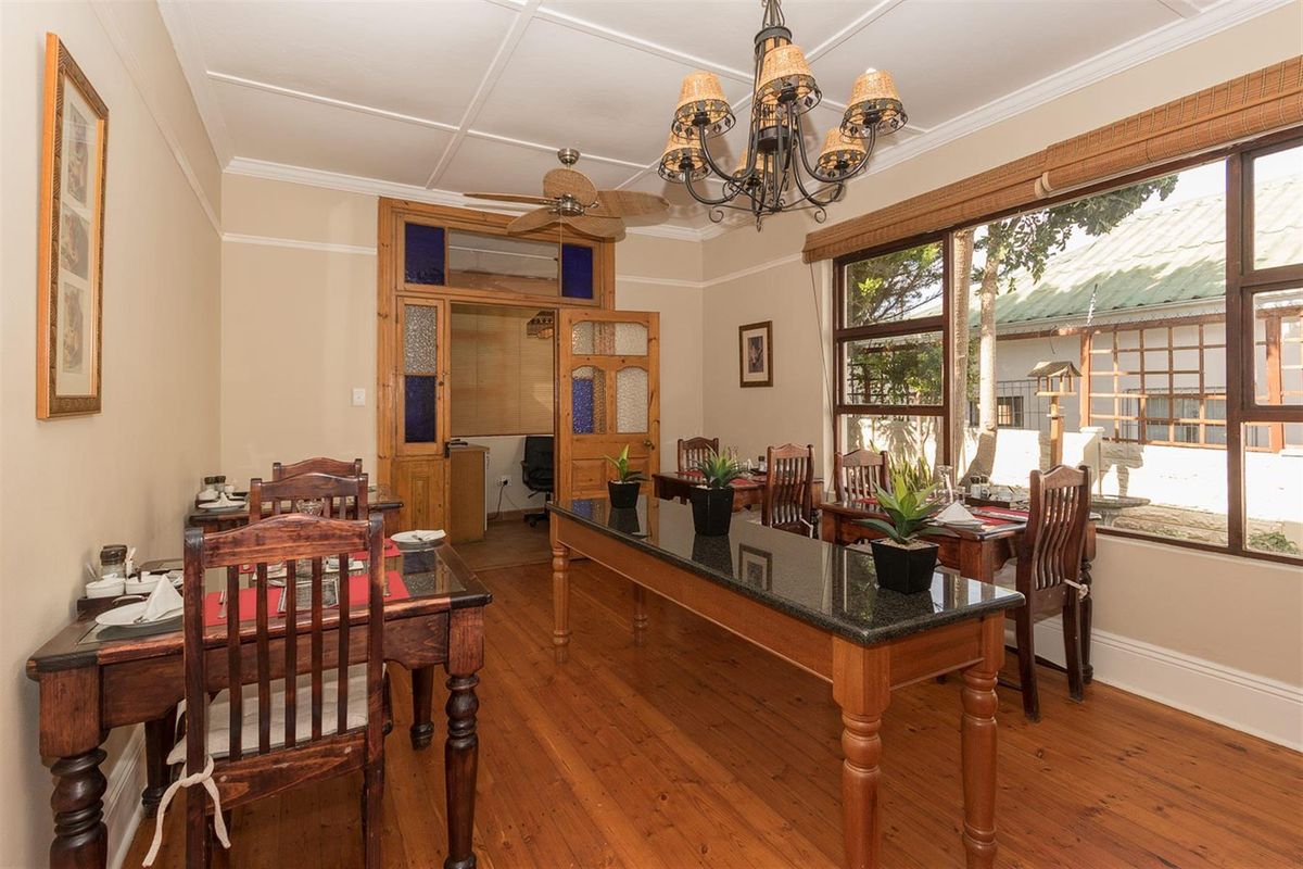 Twelve Bedroom Guest House For Sale In Port Alfred - Photo 5