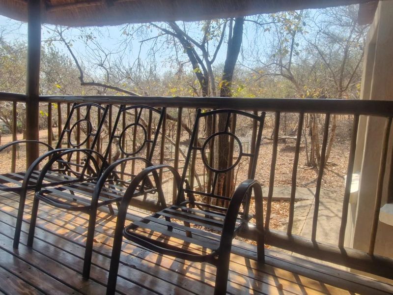 FURNISHED 3-BEDROOM HOME ON A DOUBLE STAND - Photo 9