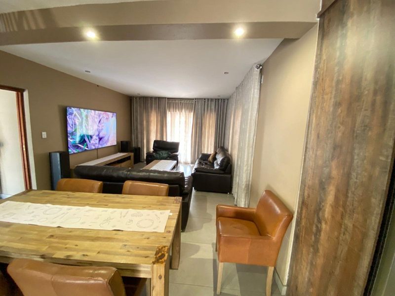 House For Sale in Karino, Nelspruit - Photo 4