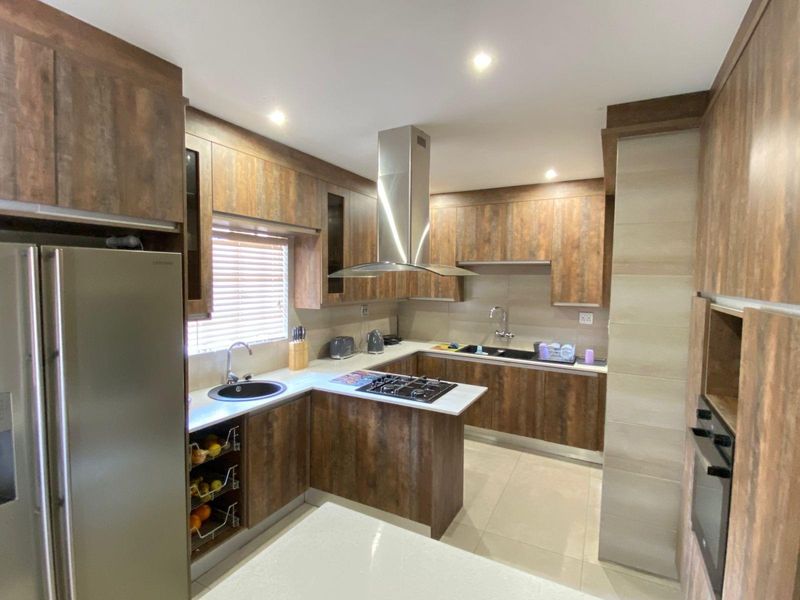 House For Sale in Karino, Nelspruit - Photo 2