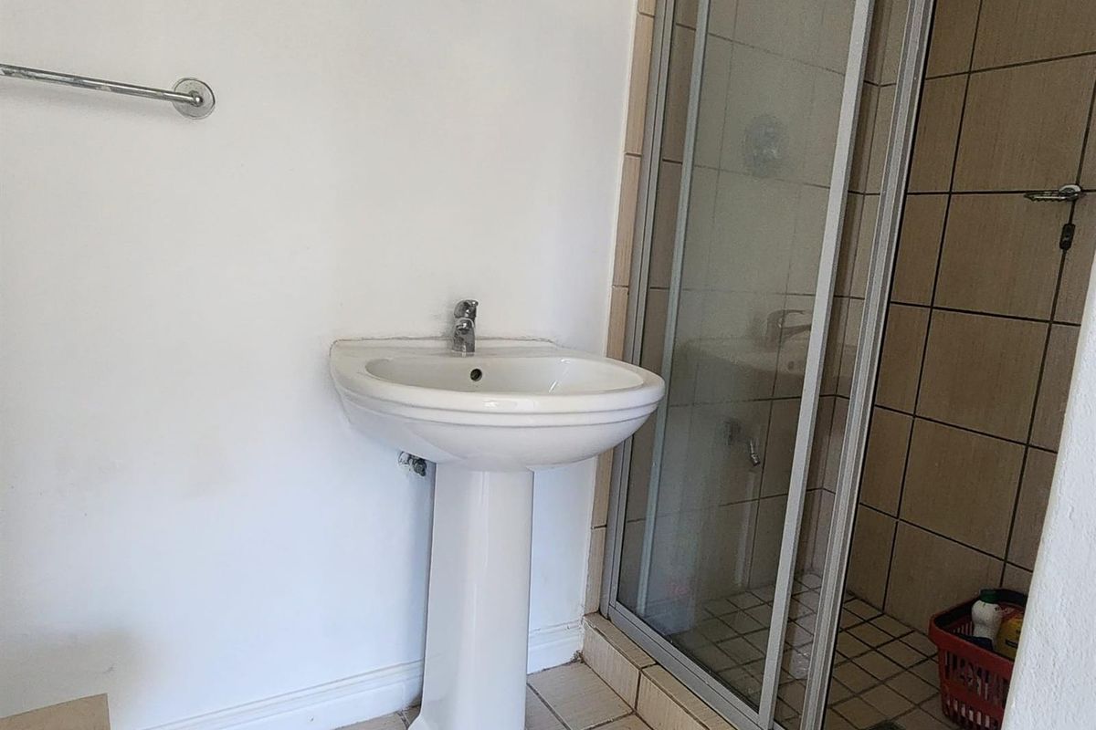 Apartment Available in Salt River, Cape Town - Photo 5