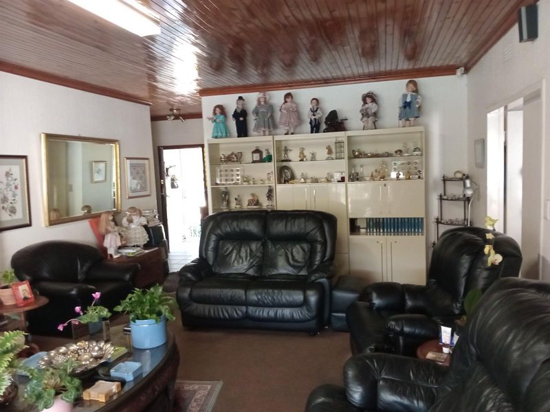 House For Sale in Lyndhurst, Johannesburg - Photo 9