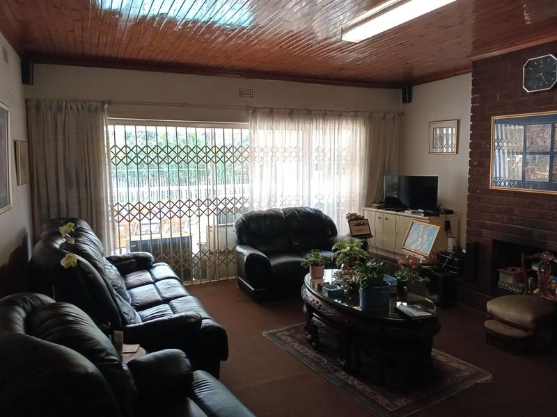 House For Sale in Lyndhurst, Johannesburg - Photo 7