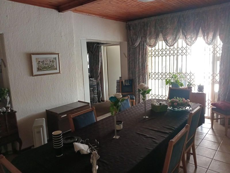 House For Sale in Lyndhurst, Johannesburg - Photo 6