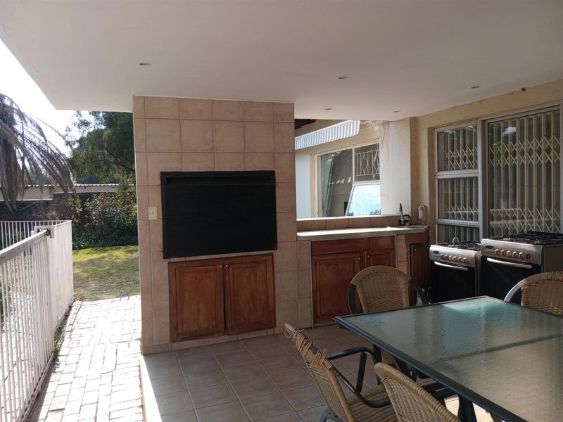 House For Sale in Lyndhurst, Johannesburg - Photo 5