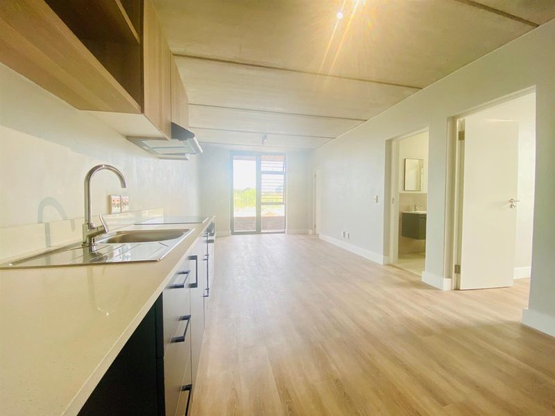 Amazing Ground Floor Apartment For Sale in Conradie Park, Thornton, Cape Town - Photo 1