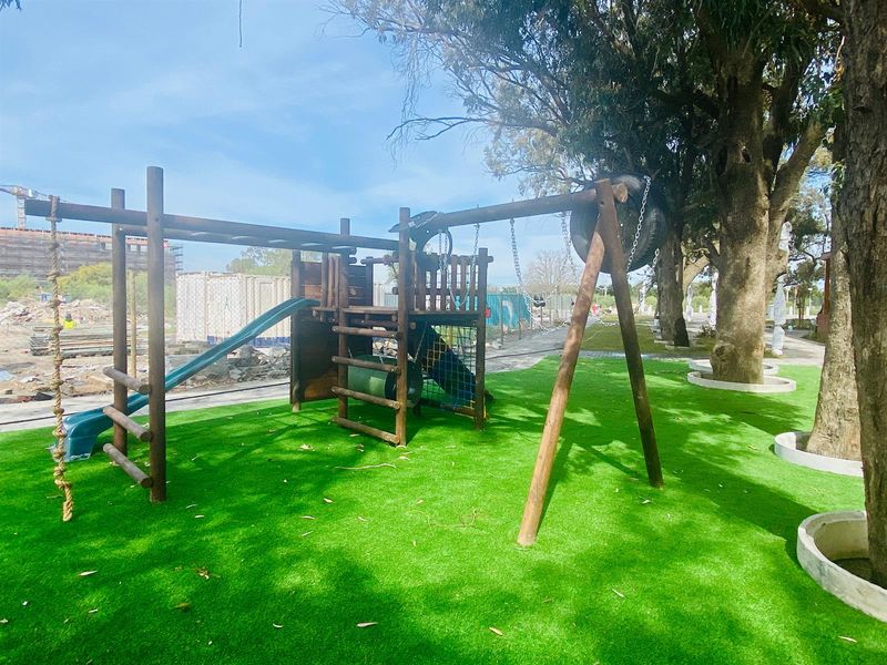 Amazing Ground Floor Apartment For Sale in Conradie Park, Thornton, Cape Town - Photo 10