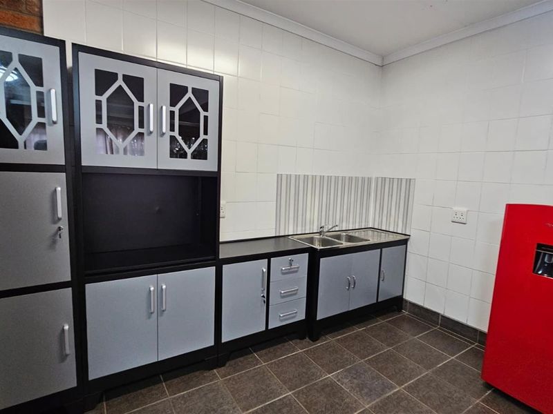 NOW PRICED TO SELL • UNMATCHED VALUE • MOVE FAST - Photo 10