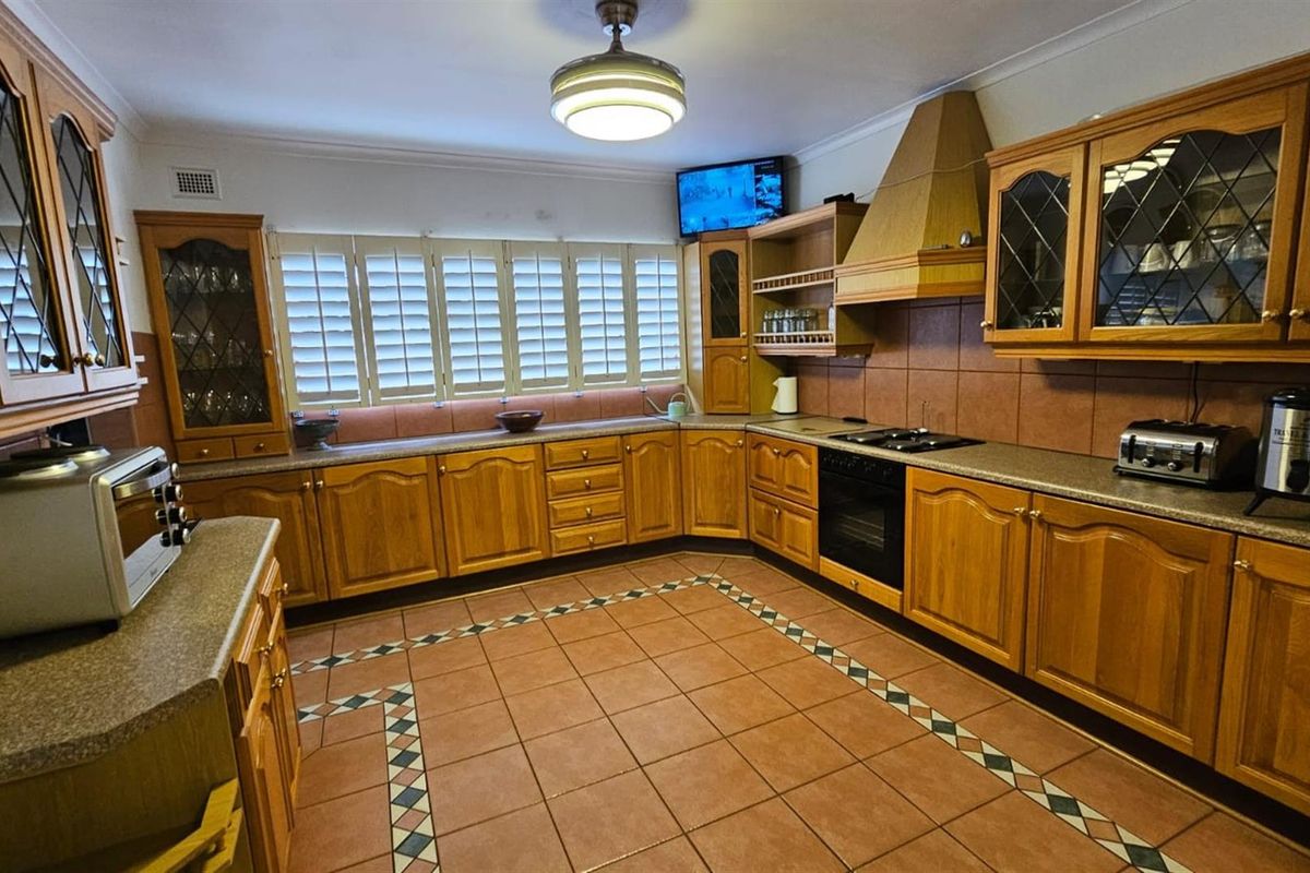 NOW PRICED TO SELL • UNMATCHED VALUE • MOVE FAST - Photo 5