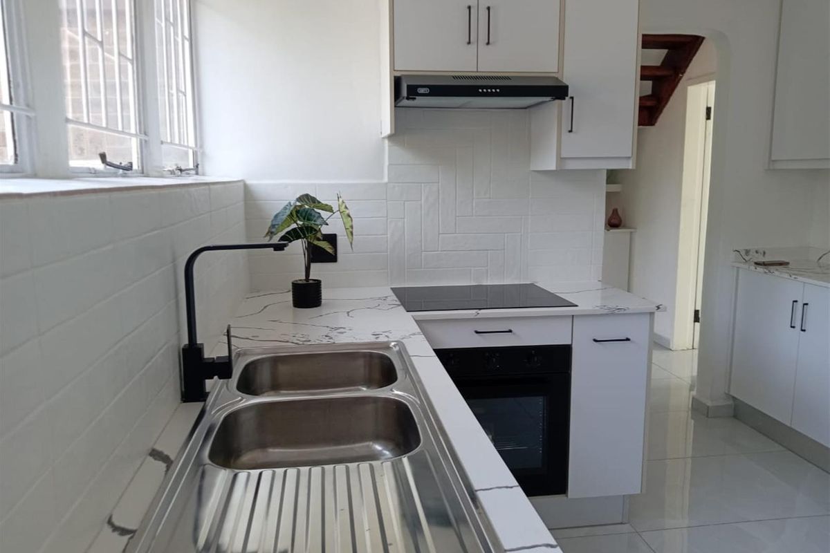3-Bedroom Apartment For Sale in Sasolburg Central, Sasolburg - Photo 4