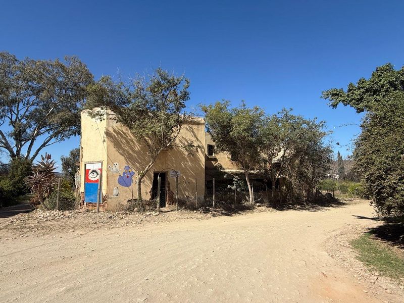 House For Sale in Van Wyksdorp, Ladismith - Photo 2