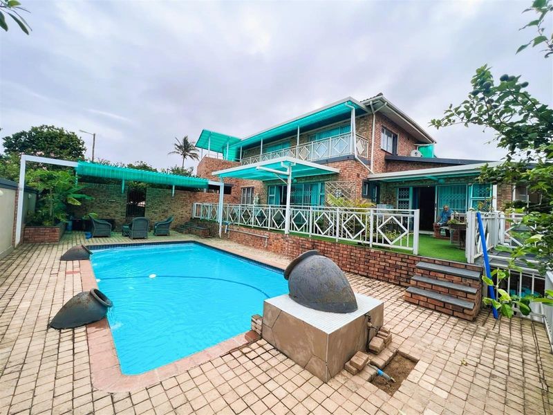 Income Earning House For Sale in Ballito Central, Ballito, KwaZulu Natal - Photo 2