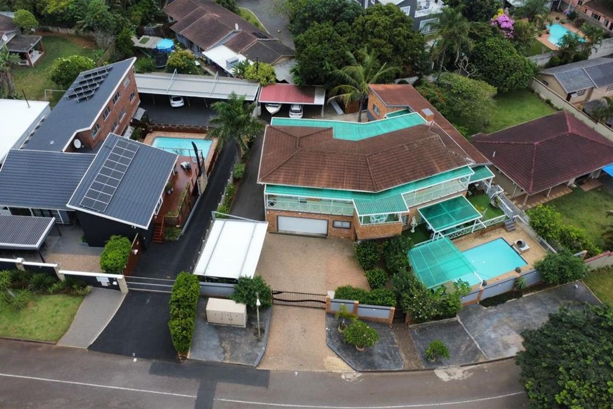 Income Earning House For Sale in Ballito Central, Ballito, KwaZulu Natal - Photo 3