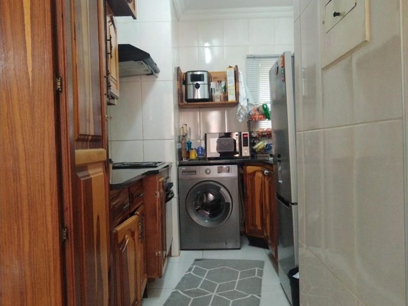 2 Bedroom Townhouse To Rent in Zwartkop, Centurion - Photo 5