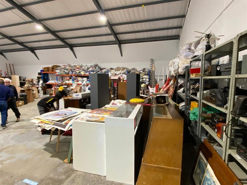 Warehouse / Factory Unit To Rent in South Palms , Retreat Industrial, Cape Town - Photo 10