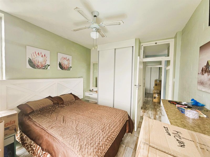 Across the road from the beach, Ballito, KwaZulu Natal - Photo 5