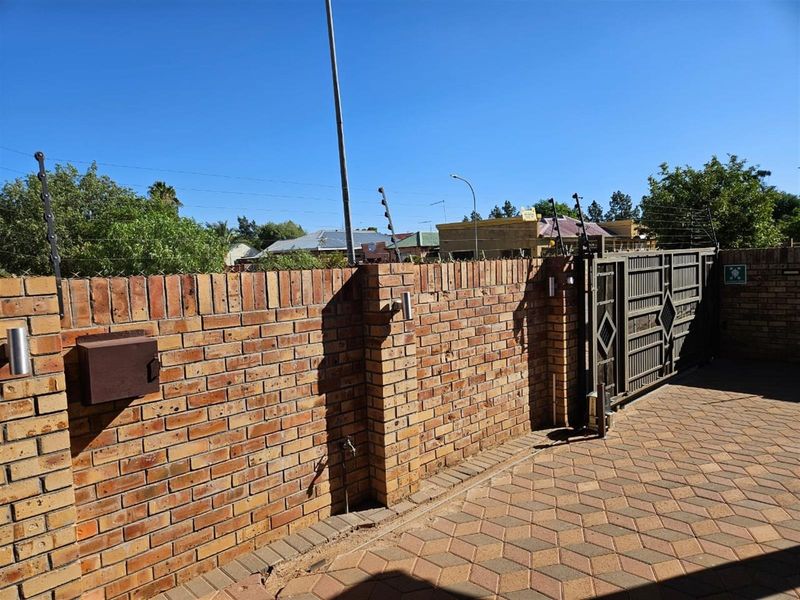 House For Sale in Riviera, Kimberley - Photo 7