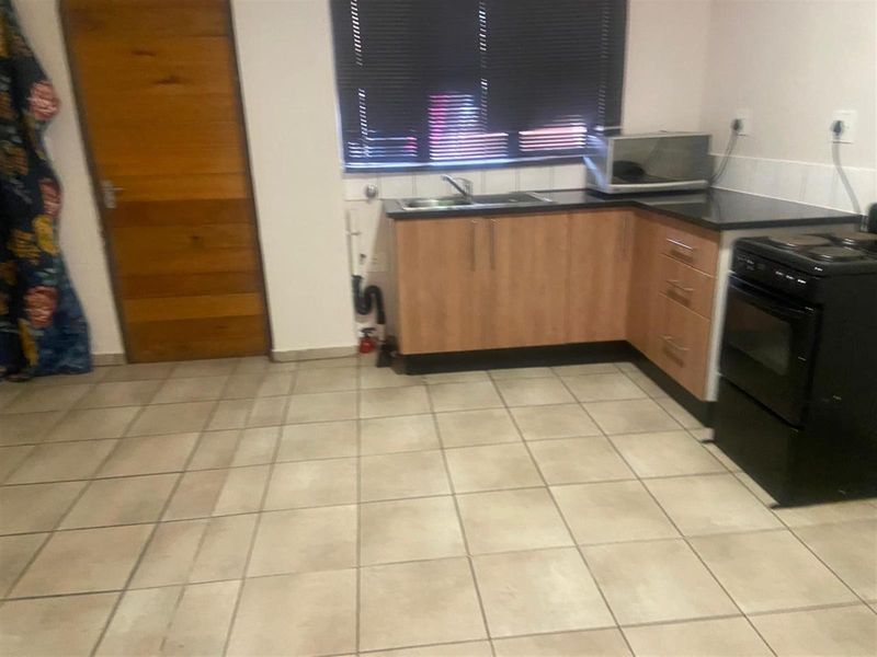 Apartment To Rent in Kempton Park - Photo 1