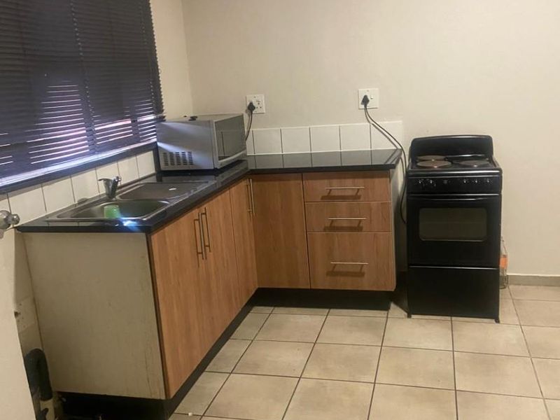 Apartment To Rent in Kempton Park - Photo 2