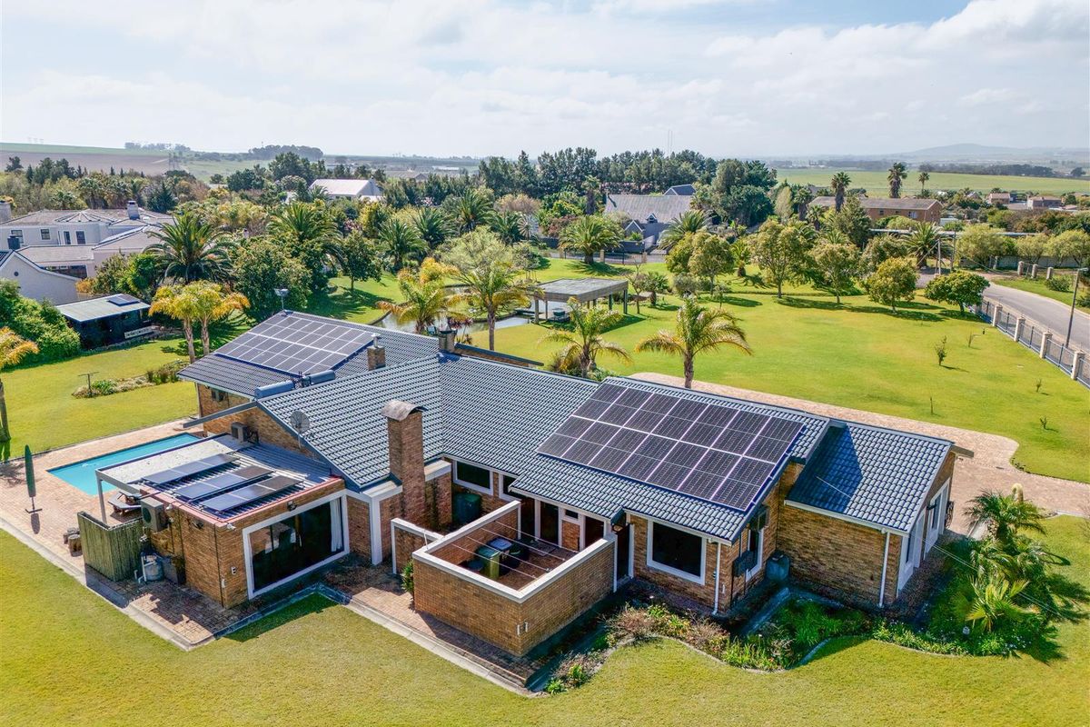 Small Holding For Sale in Vierlanden Durbanville - Photo 2