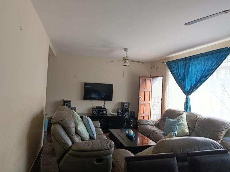 Apartment For Sale in Panorama, Empangeni, KwaZulu Natal - Photo 8