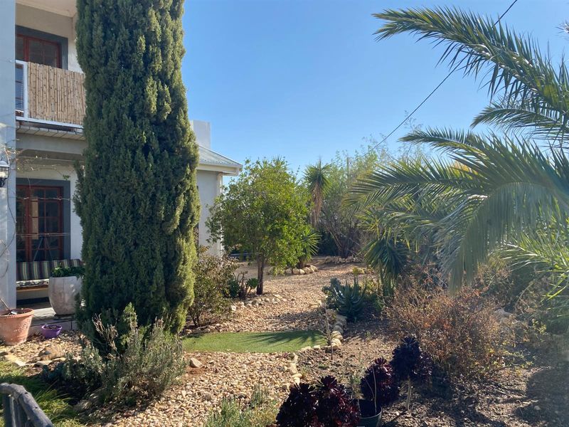 Charming Family Home in the Heart of Prince Albert - Photo 3