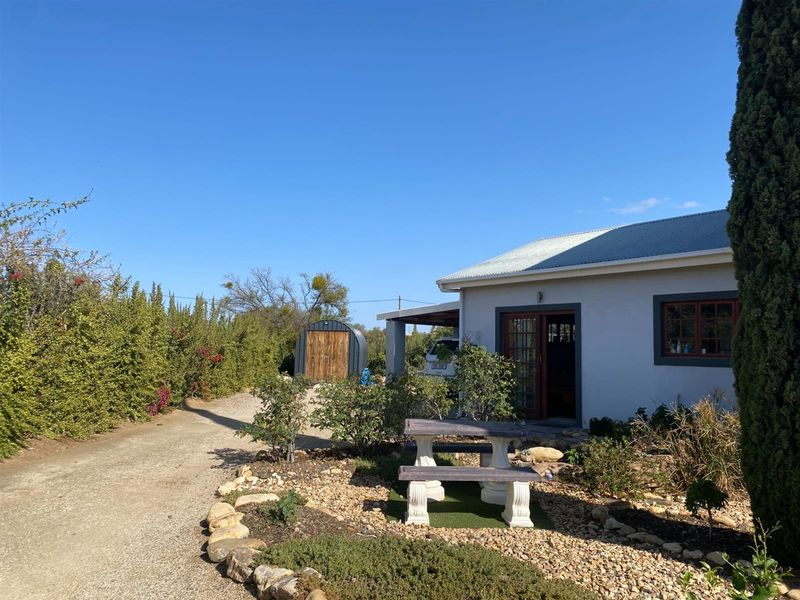 Charming Family Home in the Heart of Prince Albert - Photo 2