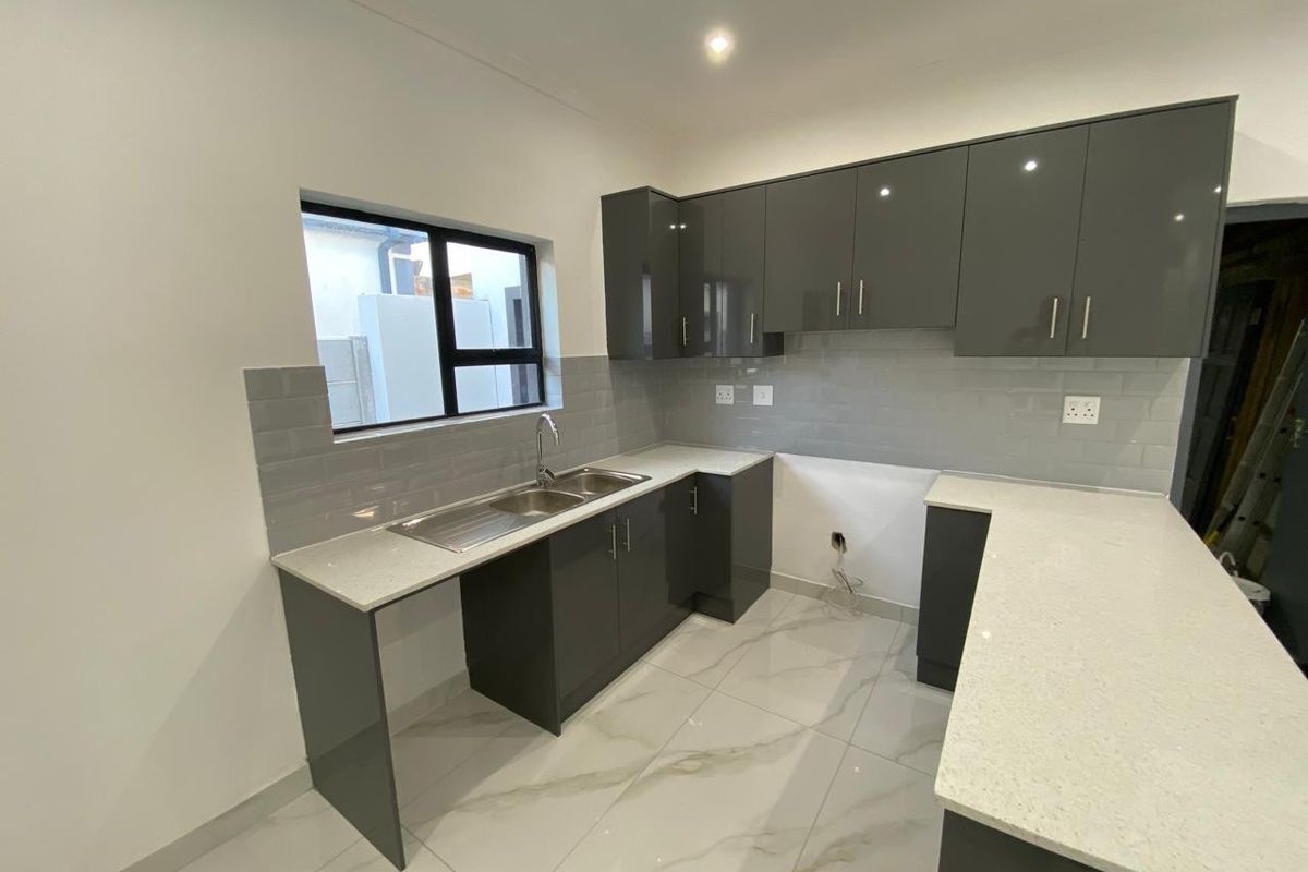 House For Sale in Eersterivier South Eersterivier - Photo 3