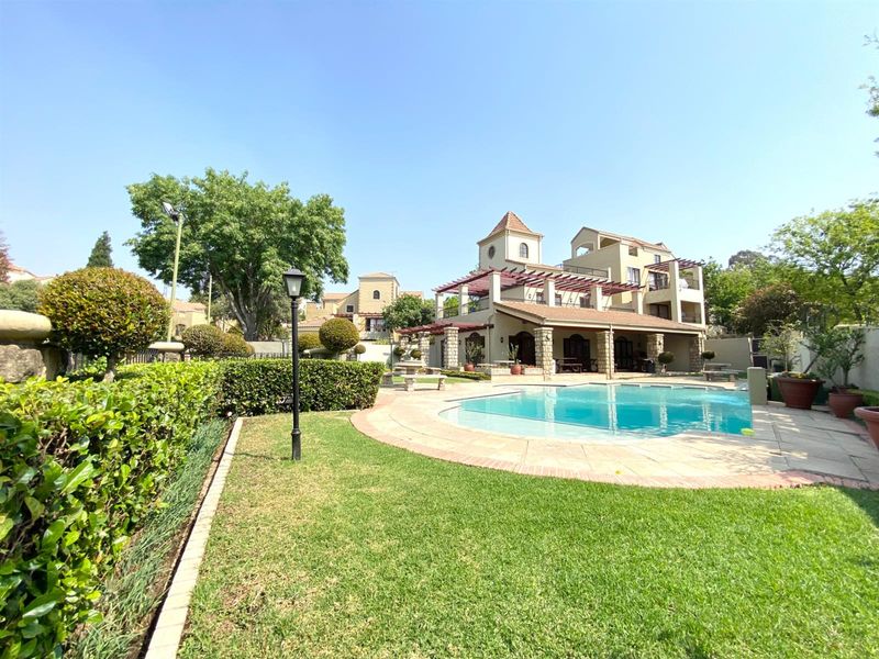 Apartment For Sale in Morningside, Sandton - Photo 9