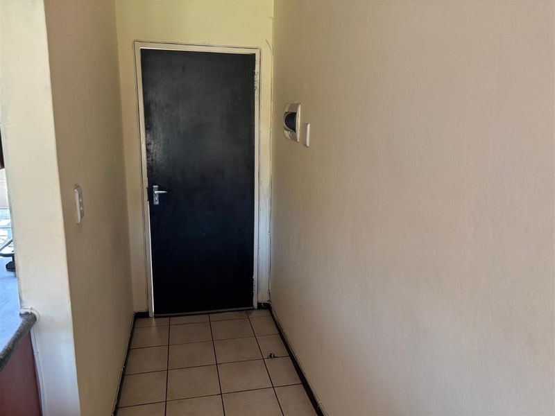 Apartment For Sale in Winchester Hills, Johannesburg - Photo 10