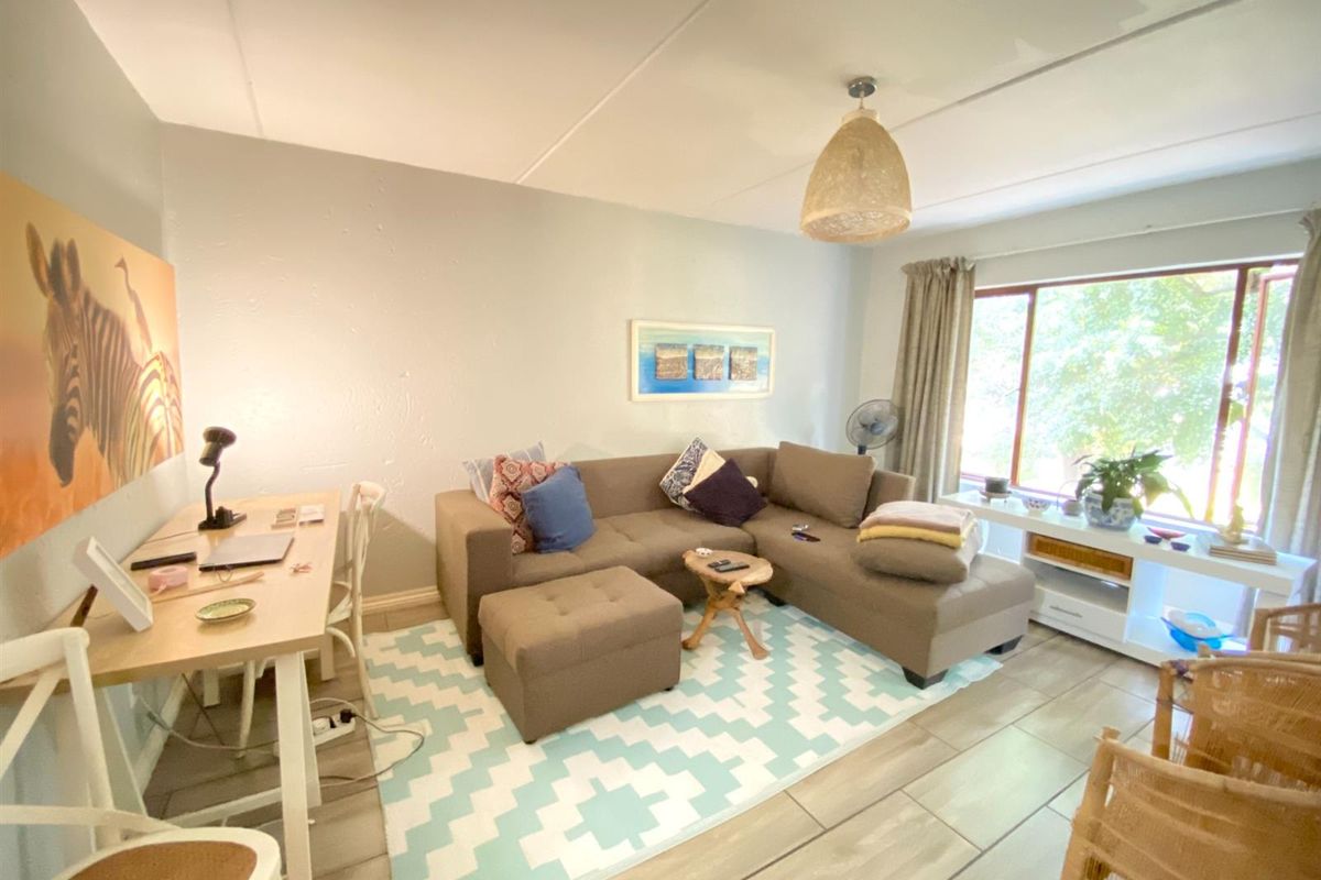 Apartment for sale in Morningside Hills, Morningside, Sandton - Photo 4