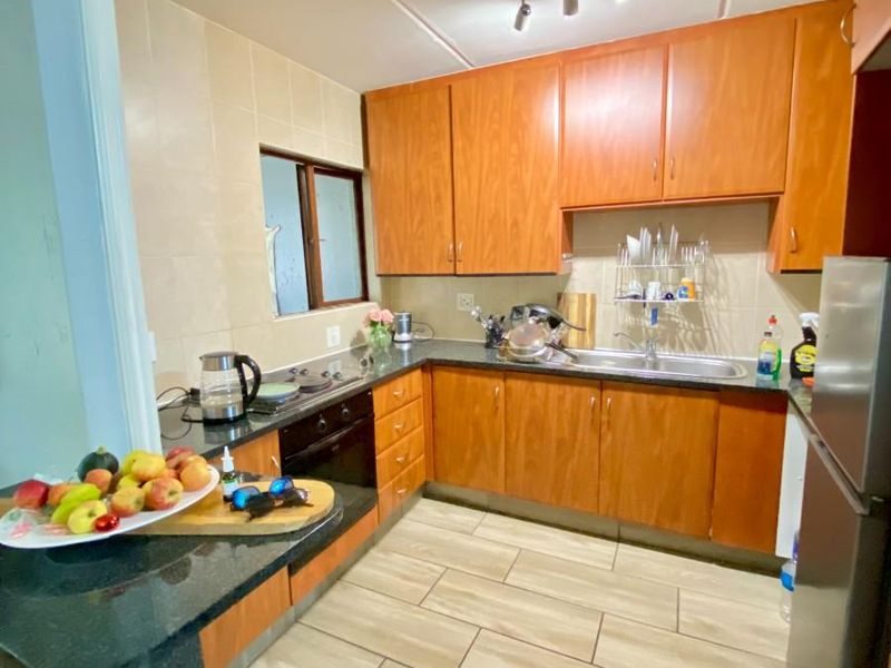 Apartment for sale in Morningside Hills, Morningside, Sandton - Photo 3