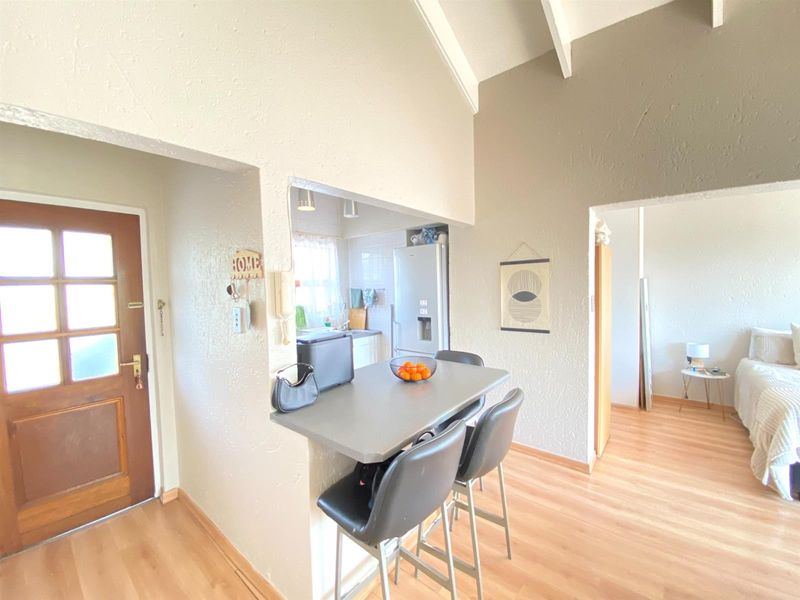 Apartment for Sale in Morningside, Sandton - Photo 3