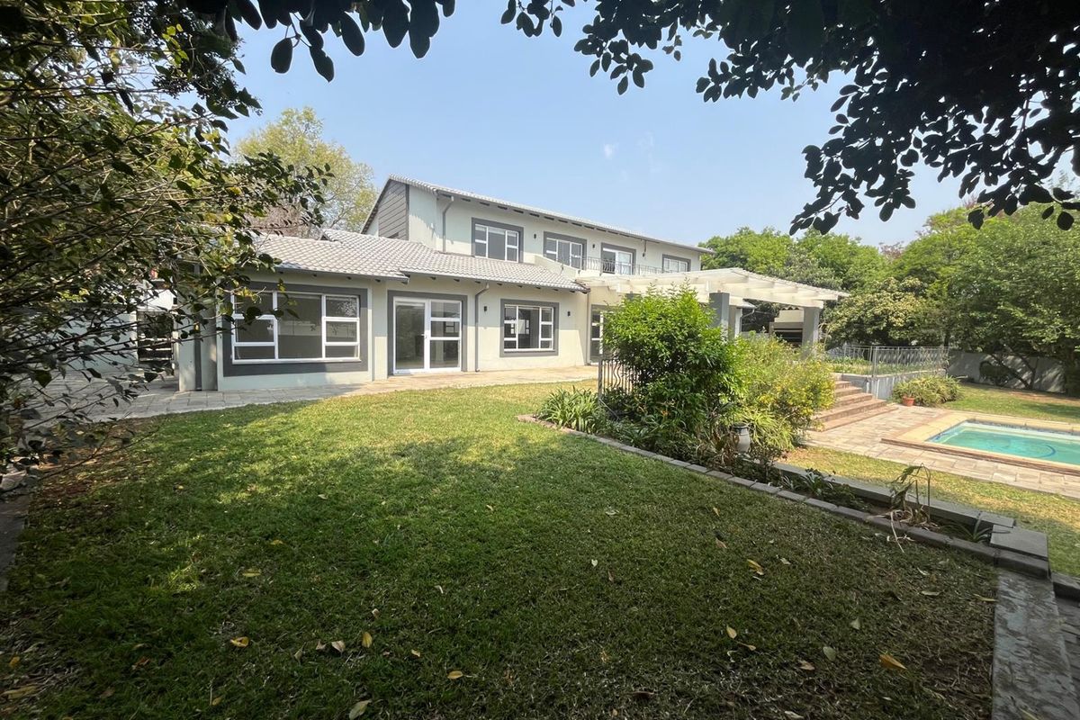 Luxury Living in the Heart of Morningside - Photo 3