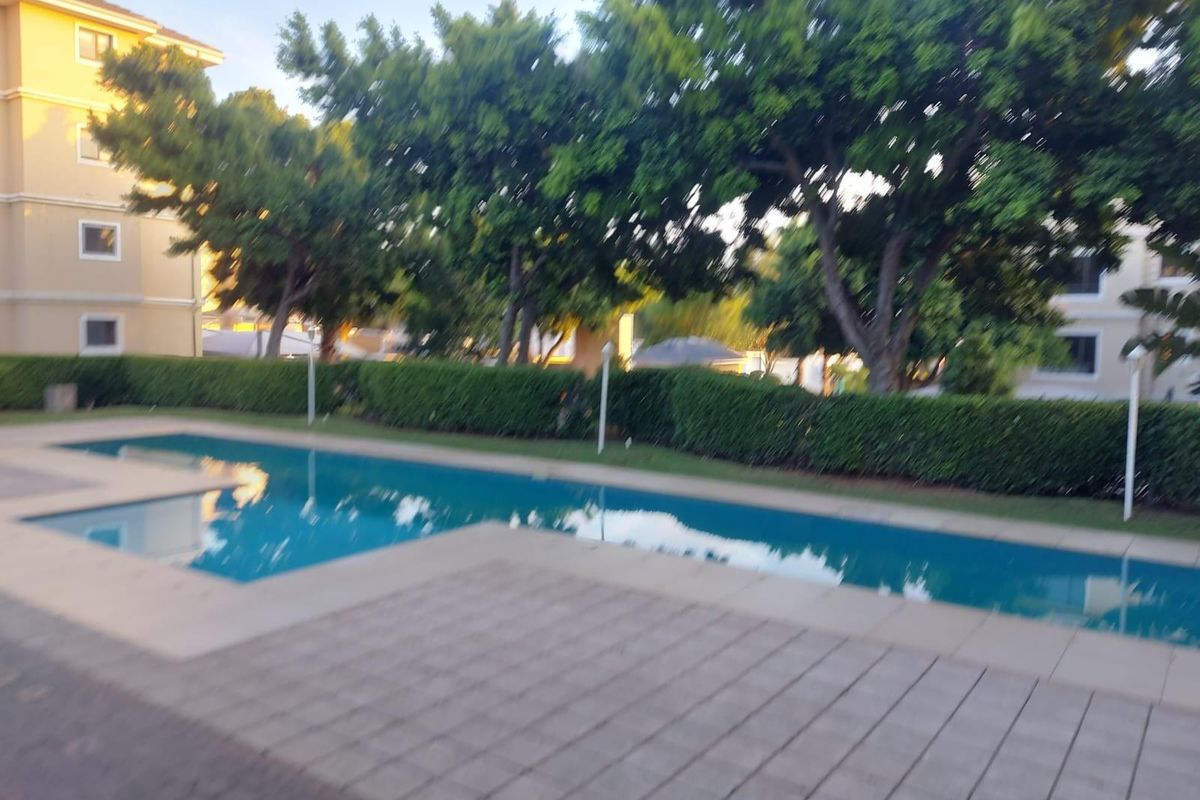 Apartment For Sale in Johannesburg - Photo 5