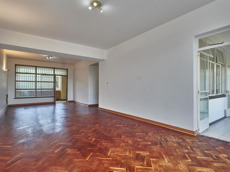 Apartment For Sale in Killarney, Johannesburg - Photo 2