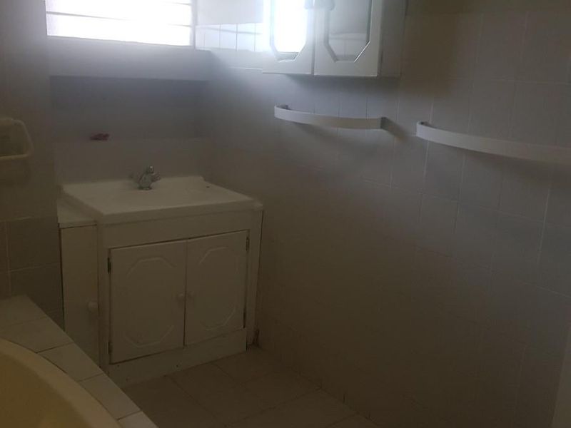 Apartment For Sale in Killarney, Johannesburg - Photo 7