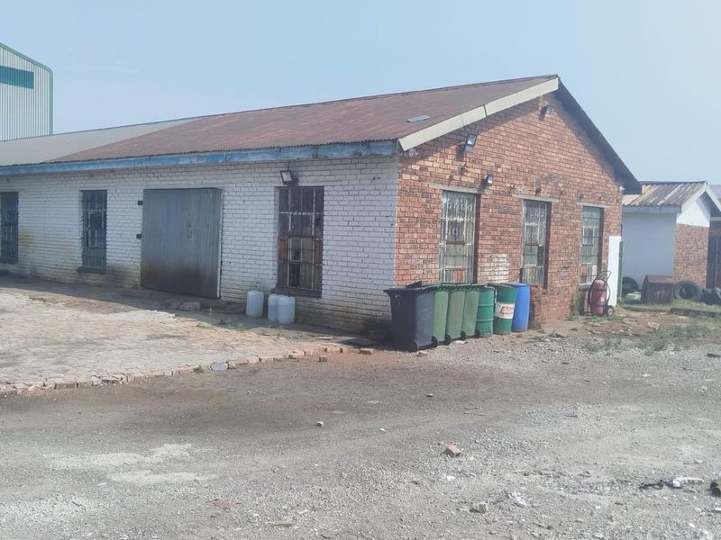 House For Sale in Klarinet, Witbank - Photo 4