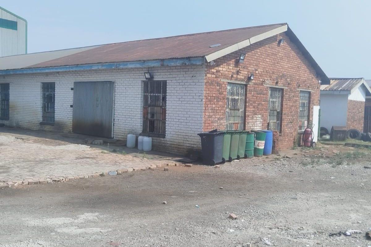 House For Sale in Klarinet, Witbank - Photo 4