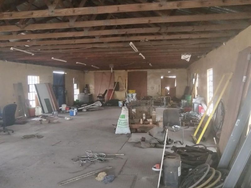 House For Sale in Klarinet, Witbank - Photo 9