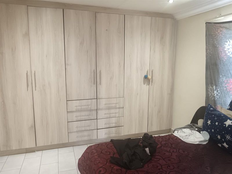 House For Sale in Strubensvallei, Roodepoort - Photo 9