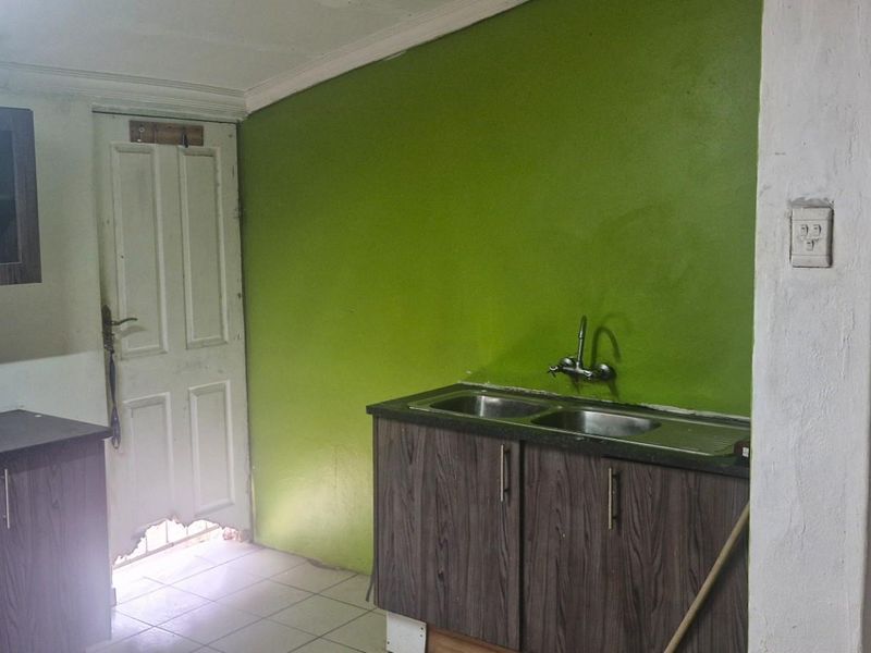 House For Sale in Stilfontein North West - Photo 7