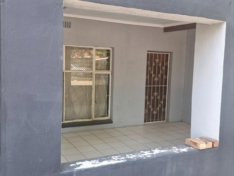 House For Sale in Stilfontein North West - Photo 3